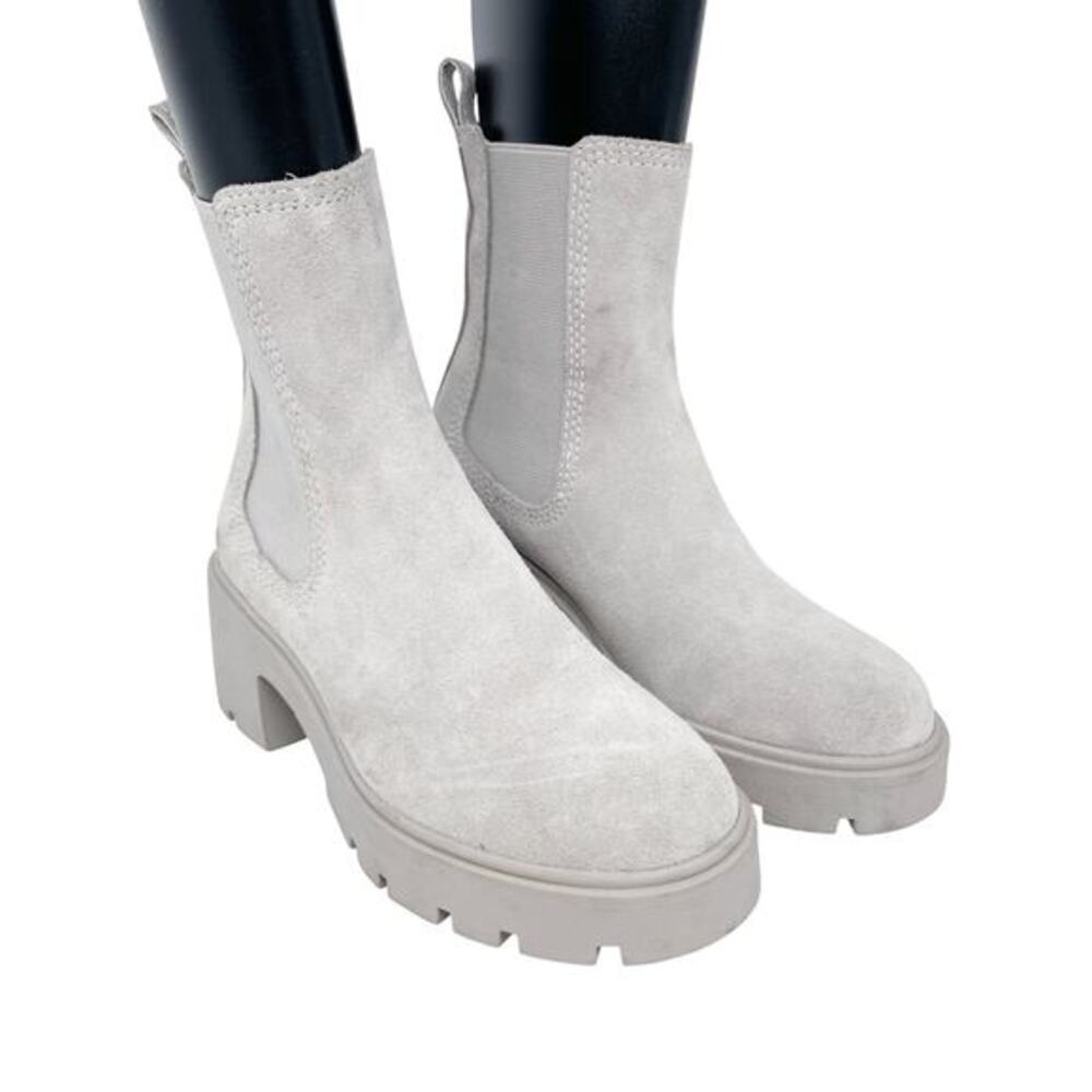 Steve Madden Women's Haylan Ankle Boot Gray Faux Suede Size 5.5M‎